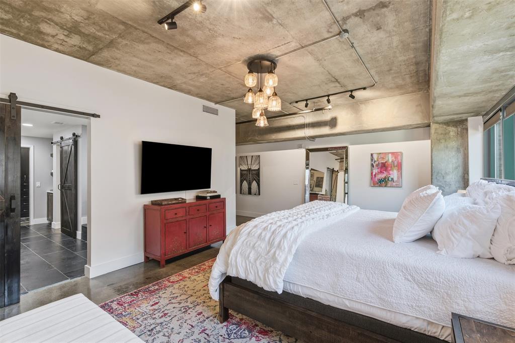 Mckinney Condo 1999 - Residential