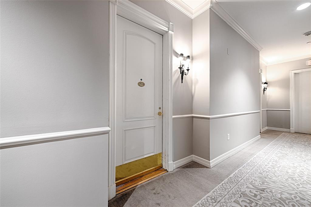 Plaza or Turtle Crk Residences Ph - Residential