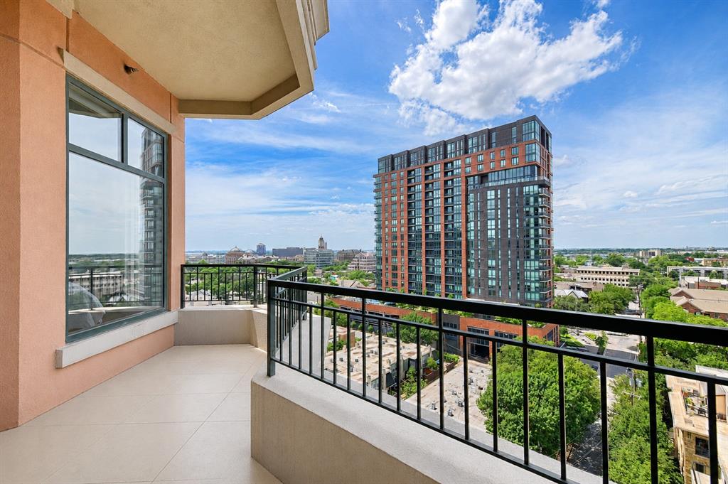Plaza or Turtle Crk Residences Ph - Residential