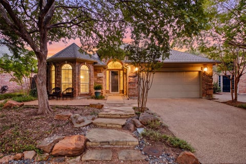 Photo of 14616 Vintage Lane, Addison, TX 75001 (MLS # 21383243)