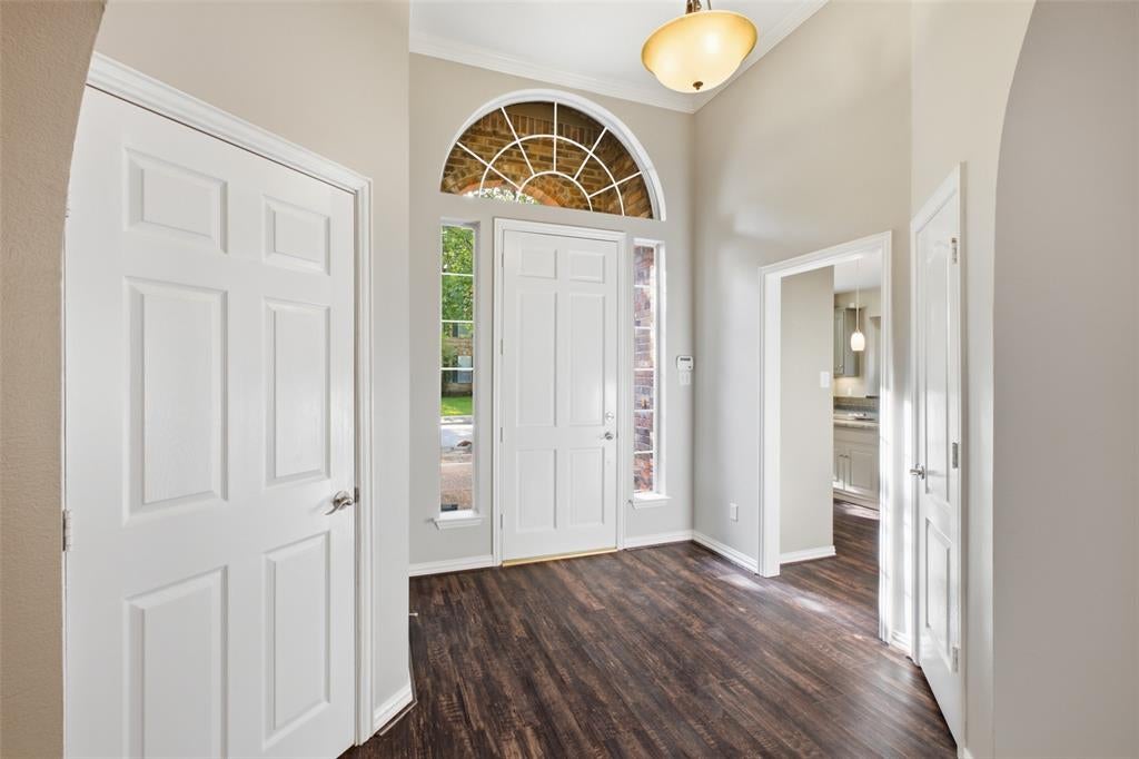 14616 Vintage Lane