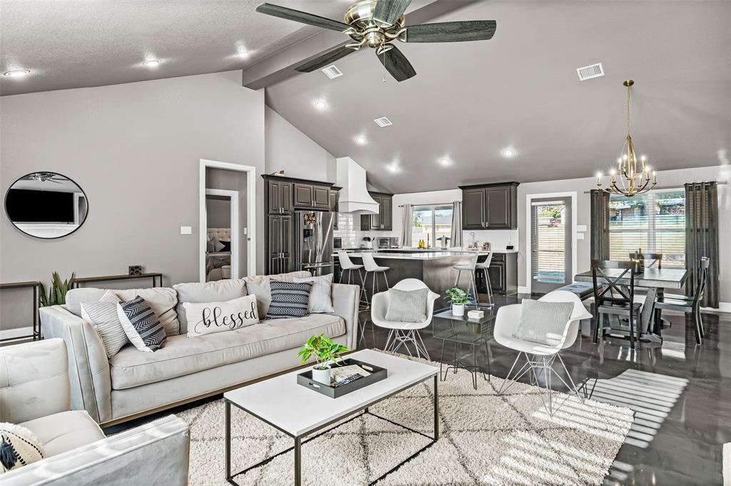 El Chico Rev - Residential Lease