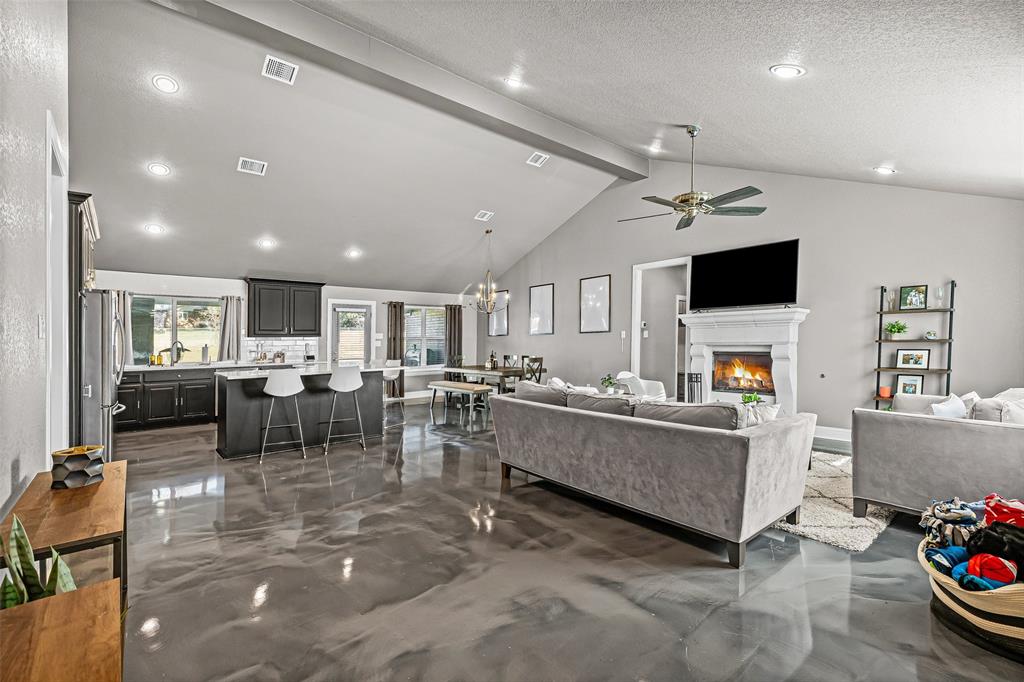 El Chico Rev - Residential Lease