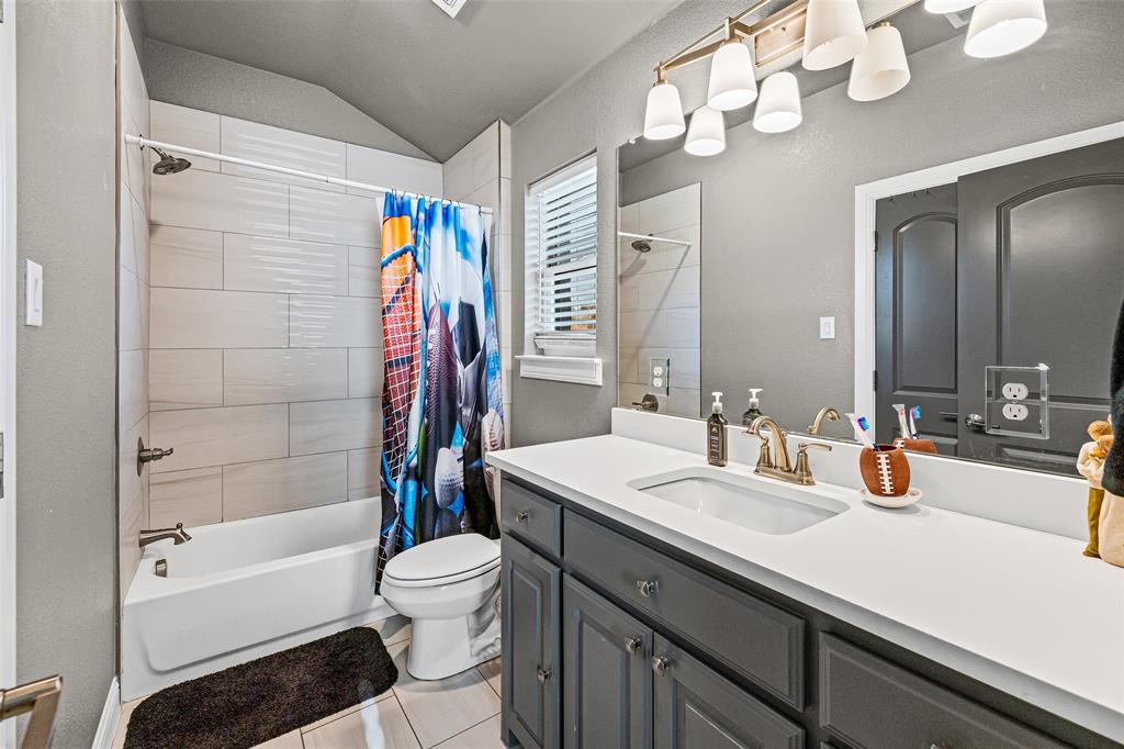 El Chico Rev - Residential Lease