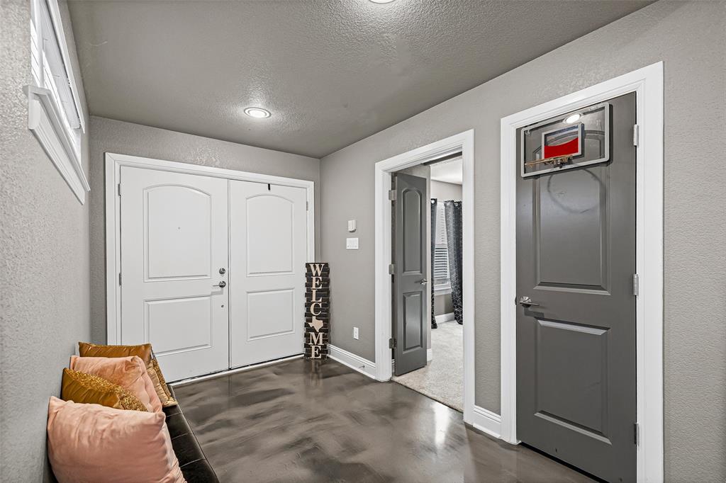 El Chico Rev - Residential Lease