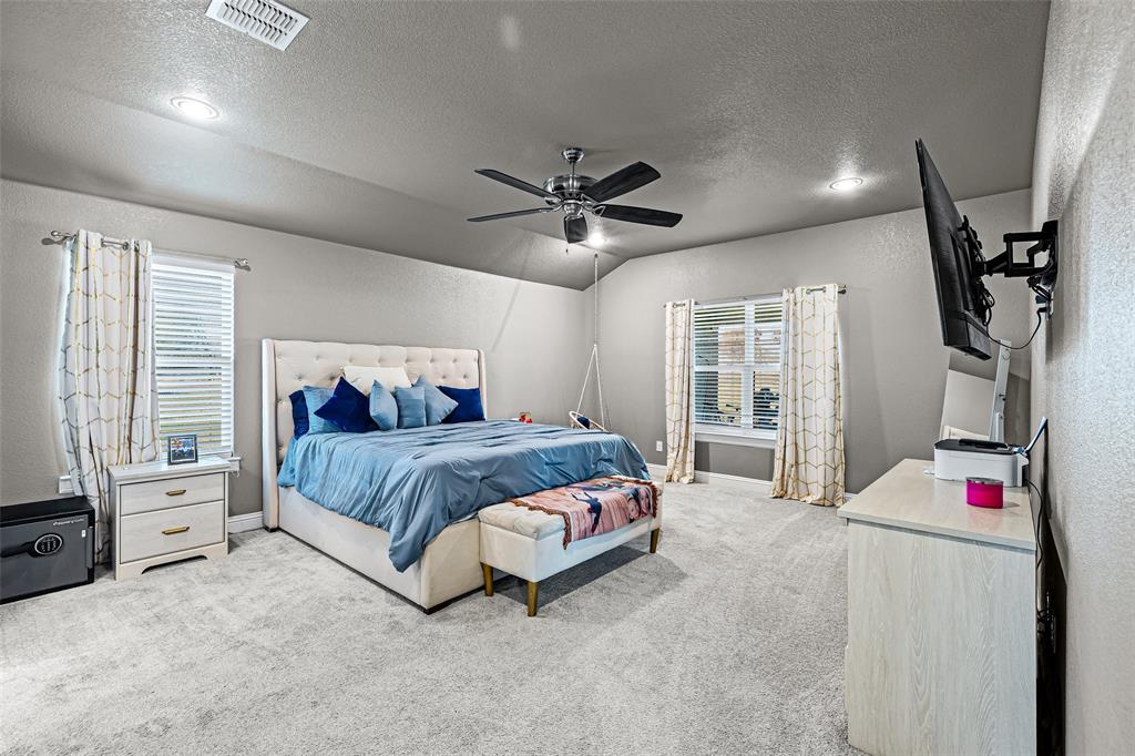 El Chico Rev - Residential Lease