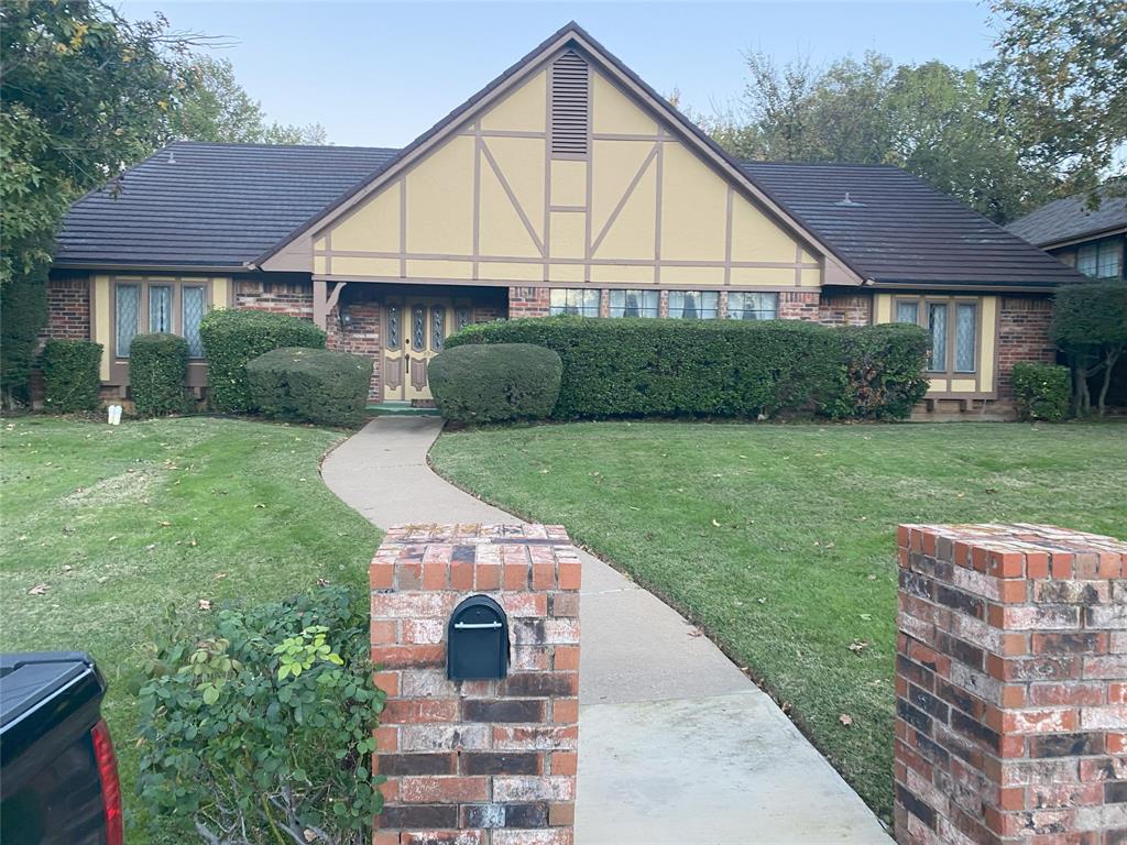 3911 Windermere Drive