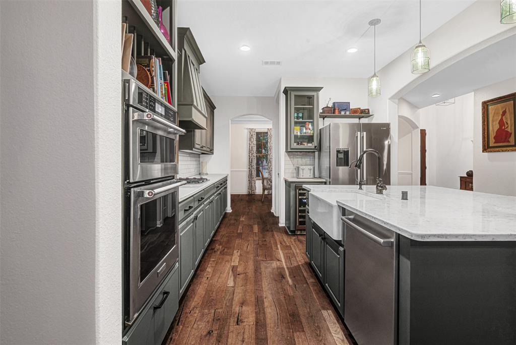 4805 Lindsey Drive