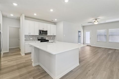 Photo of 1122 Old Stead Drive, Princeton, TX 75071 (MLS # 21204738)