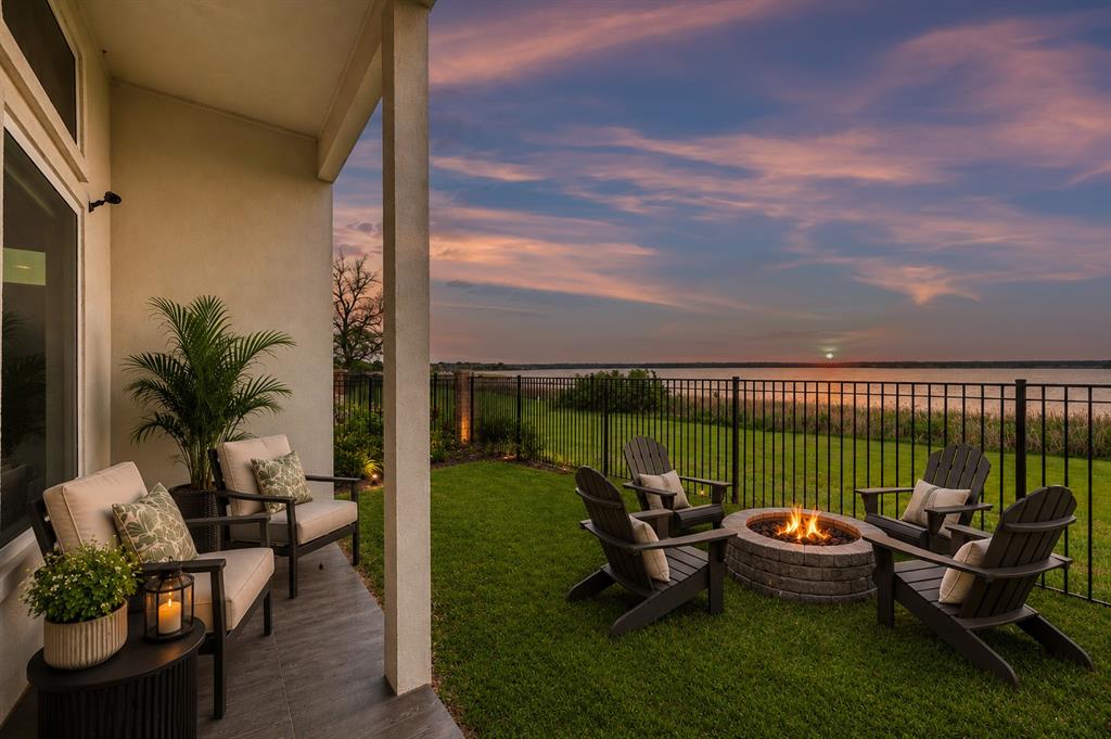 5238 Lake Terrace Court