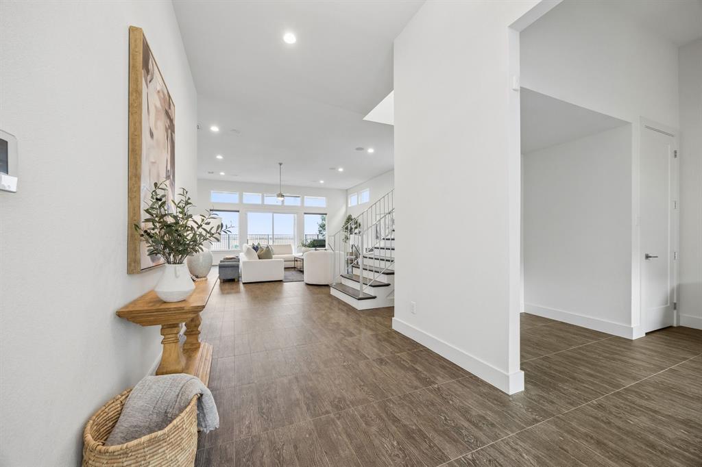 Lake Terrace Rep - Residential