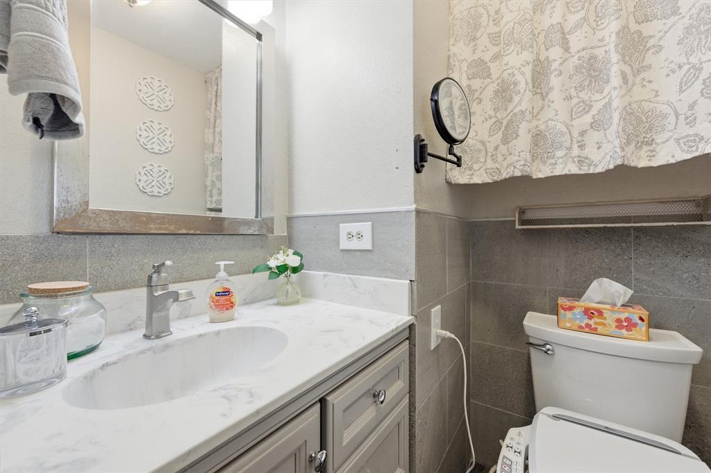 Collins L M & C C 1st Add - Residential