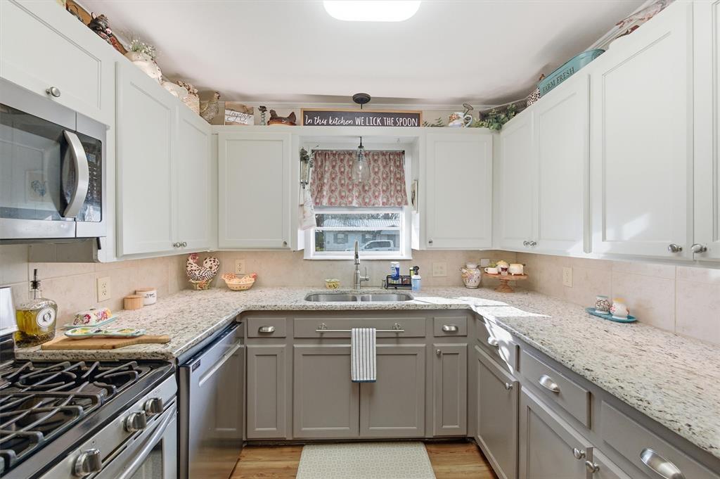 Collins L M & C C 1st Add - Residential