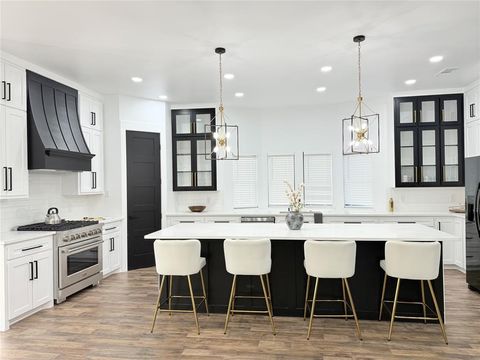 Tiny photo for 4602 Sycamore Street, Dallas, TX 75204 (MLS # 21053077)