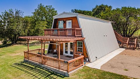1011 Pawnee Trail Granbury TX 76048