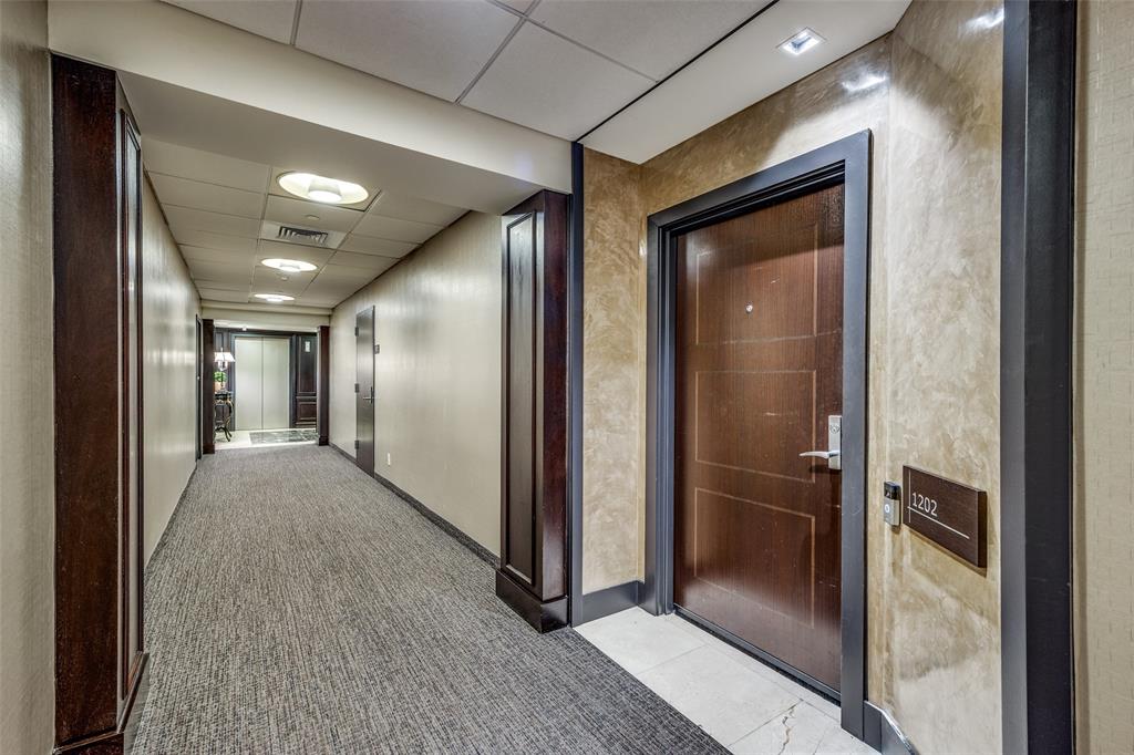 5909 Luther Lane 1202