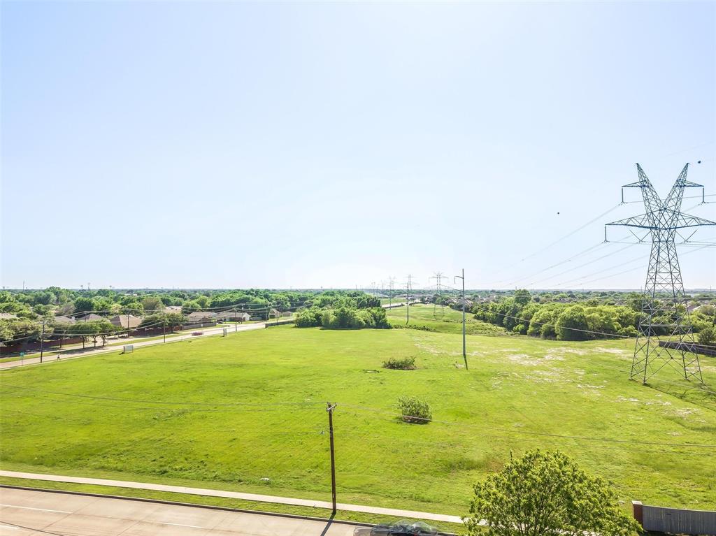 908 Polo Road
