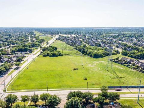 908 Polo Road Grand Prairie TX 75052