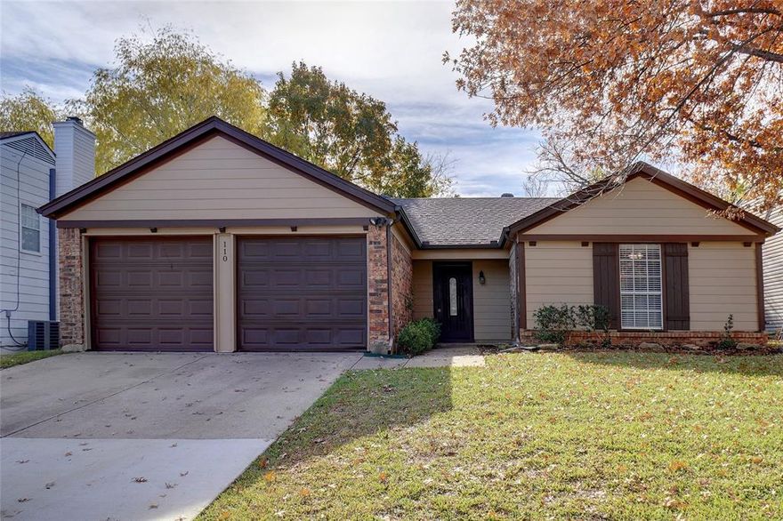 Beautiful 3 bedroom 2 bath house in Euless. This house has been updated with new high end laminate flooring, stainless appliances, open floor plan, granite in kitchen and both baths, new paint and this home is pristine. This home has no carpet or popcorn and is complete with sprinkler system and landscaped yard.  This house is centrally located and  has great access to Ft Worth or Dallas.