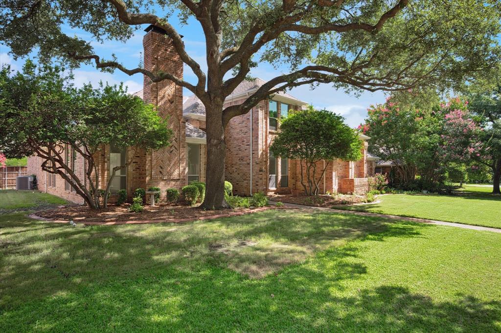 3209 Louis Drive