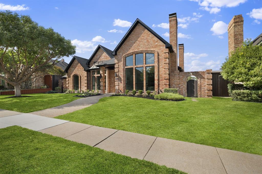 3417 Mount Vernon Way