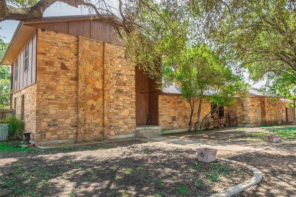 4075 W US Highway 190