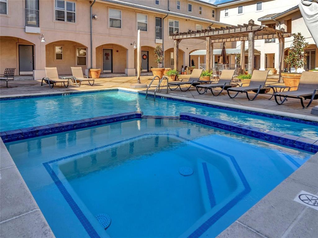 Dallas, Texas 75219, United States, 2 Bedrooms Bedrooms, ,3 BathroomsBathrooms,Residential,Active,205394