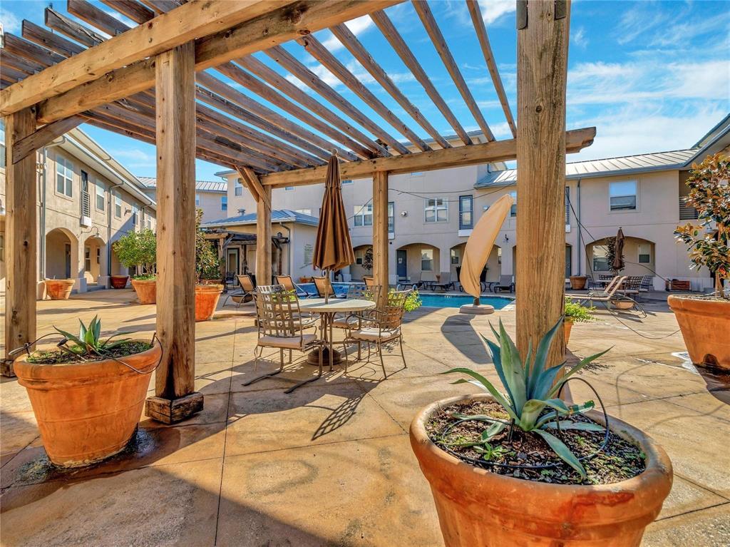 Dallas, Texas 75219, United States, 2 Bedrooms Bedrooms, ,3 BathroomsBathrooms,Residential,Active,205394