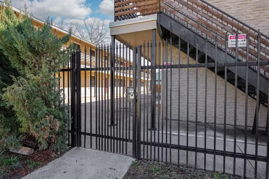 East Columbia Place - Residential Lease