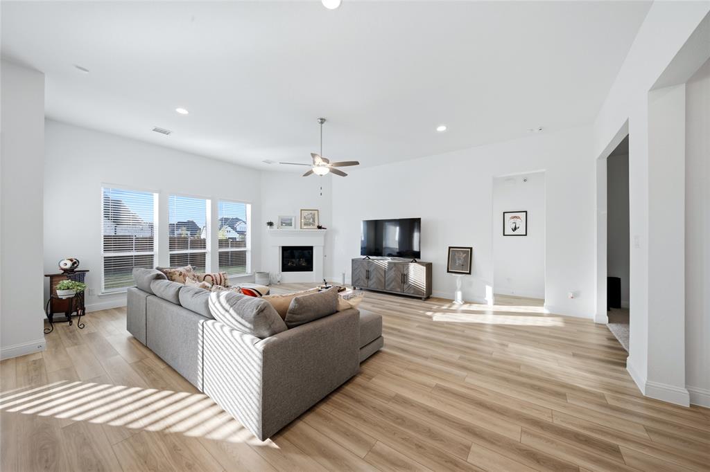 2536 Burnely Court