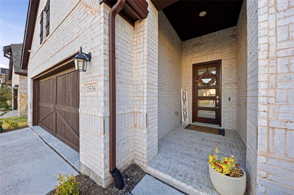 2536 Burnely Court