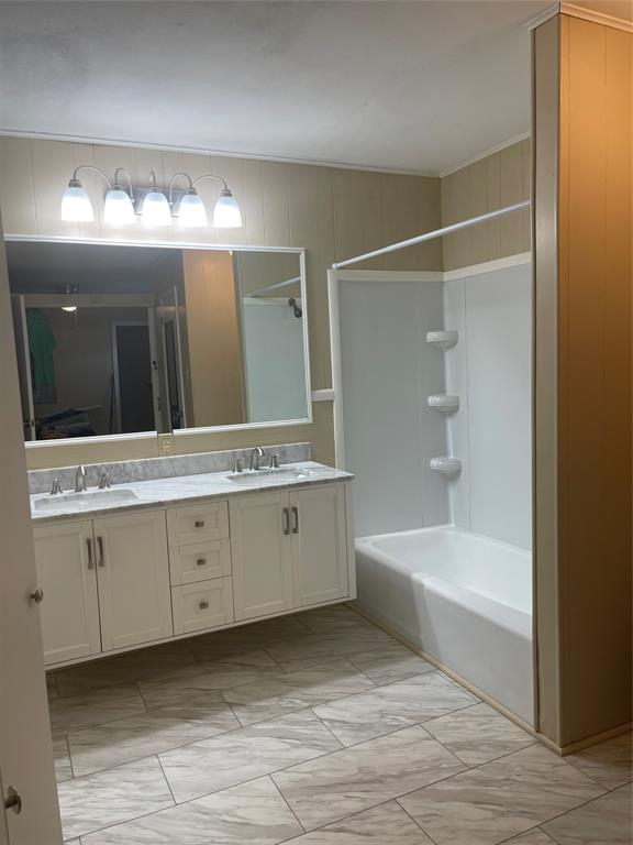 1st Rr - Residential