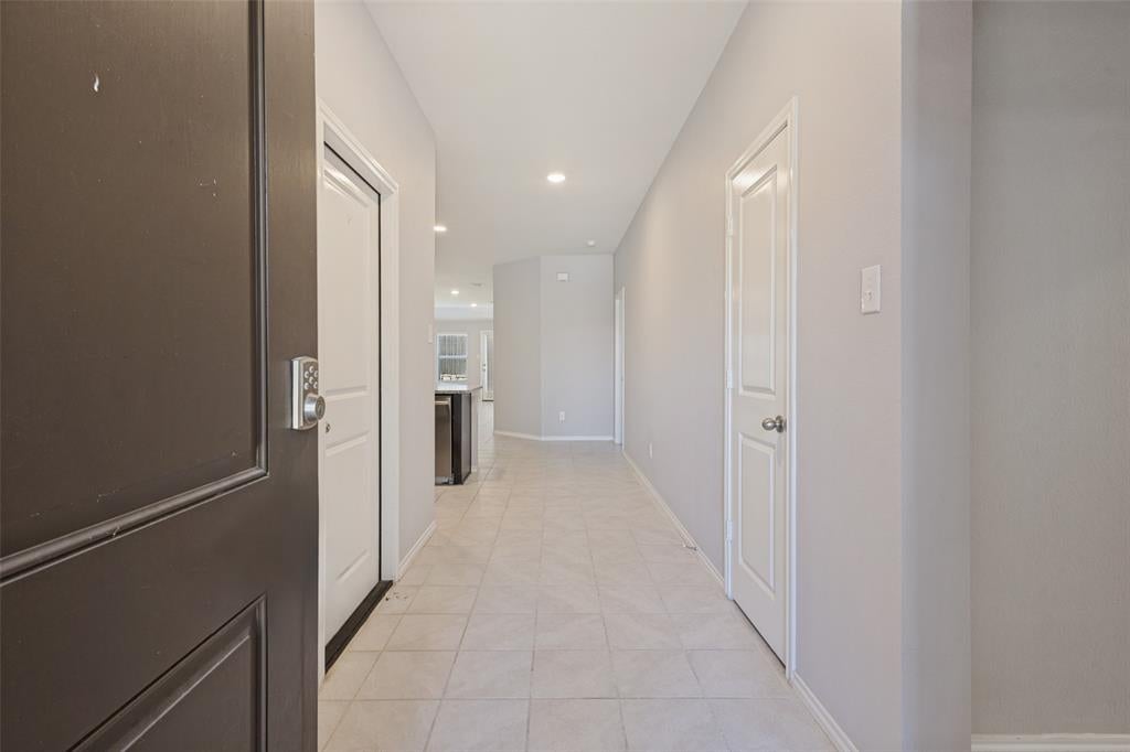 1113 Meadow Side Drive