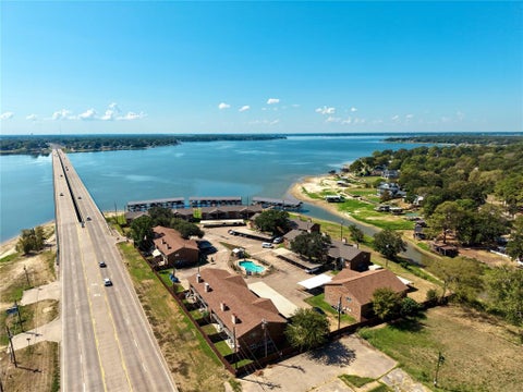 Tiny photo for 849 S GUN BARREL Lane #E4, Gun Barrel City, TX 75156 (MLS # 21396785)