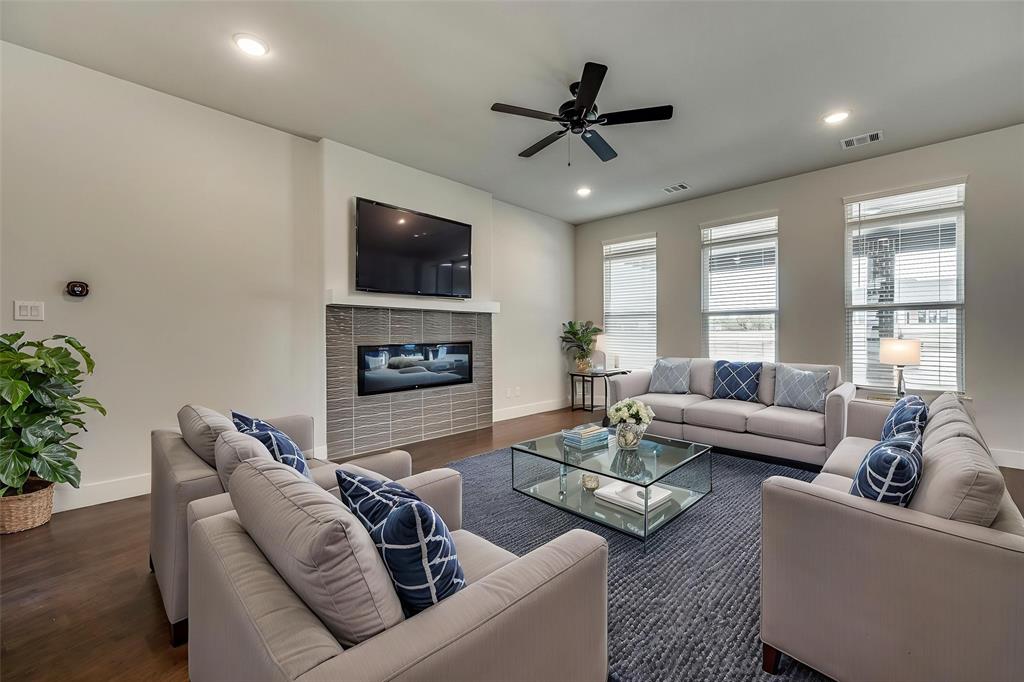 4021 Lagos Drive