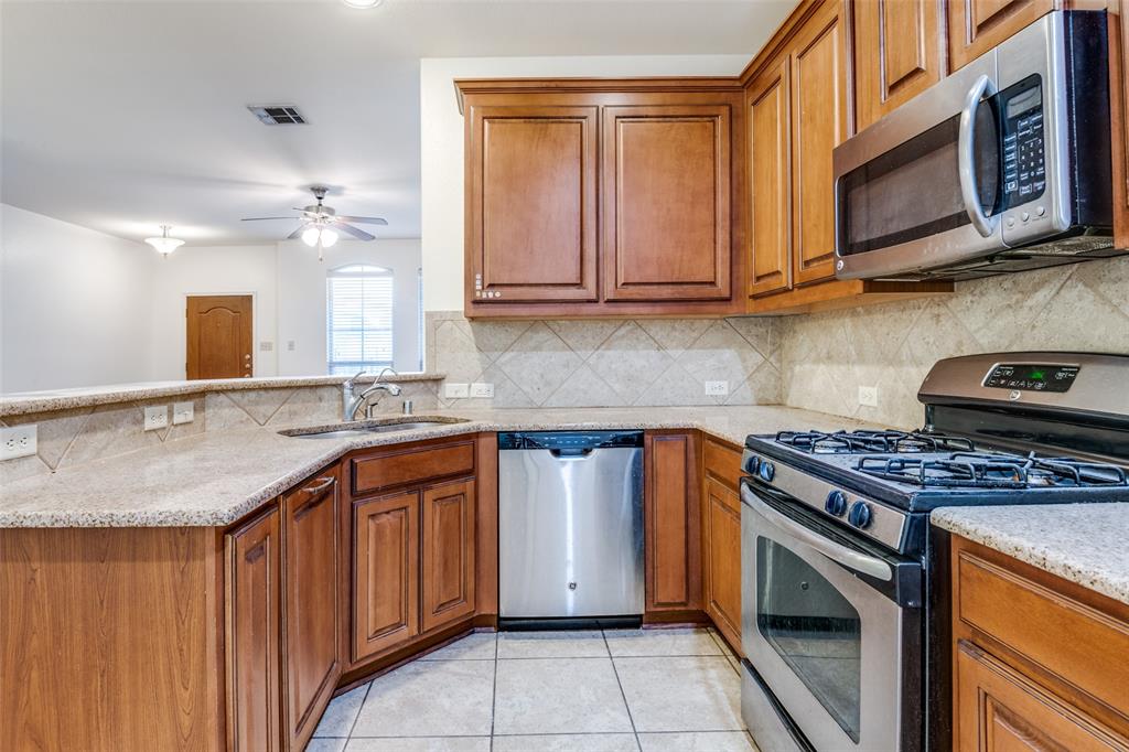 Hemingway At Craig Ranch Ph 2 - Residential Lease