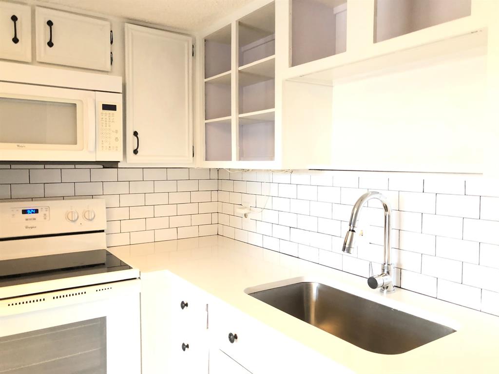 Woodhaven Twnhse Rev - Residential