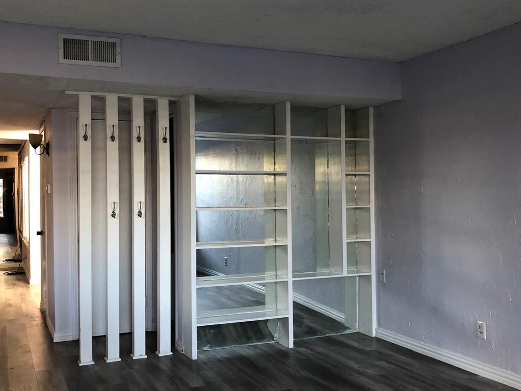 Woodhaven Twnhse Rev - Residential