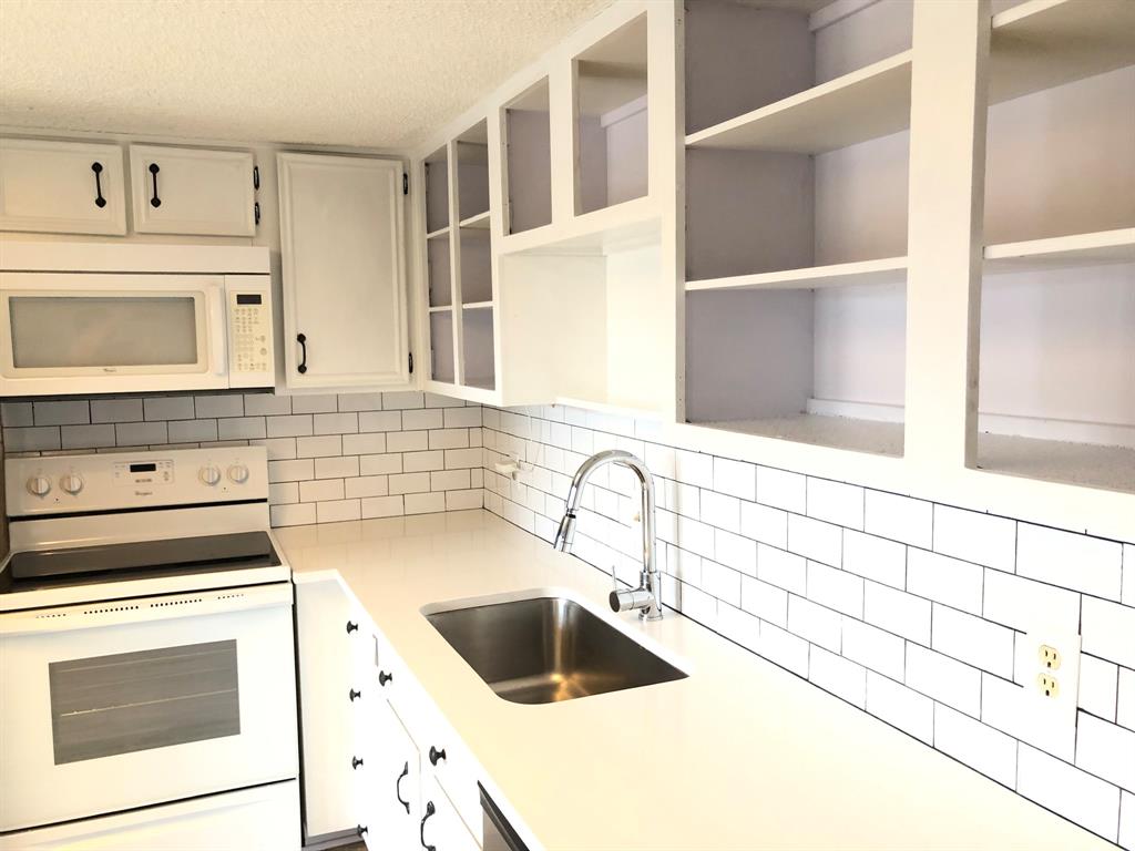 Woodhaven Twnhse Rev - Residential