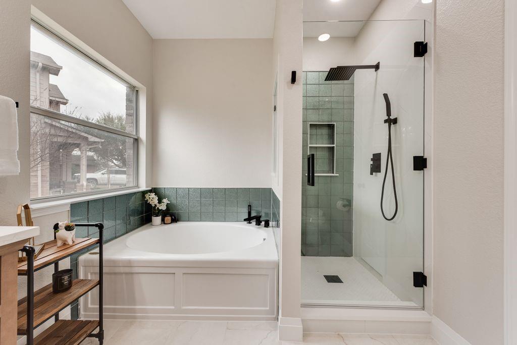 Oak Hollow Estates - Residential