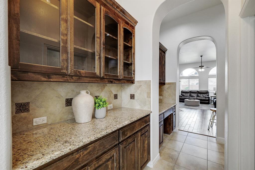 Sunset Pointe Ph Eighteen - Residential