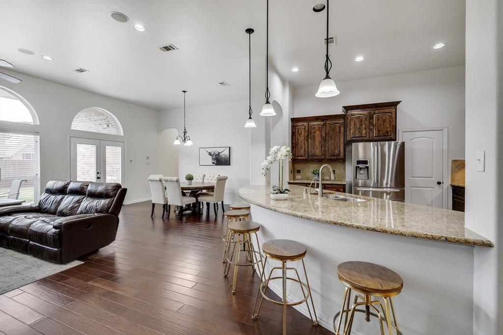 Sunset Pointe Ph Eighteen - Residential