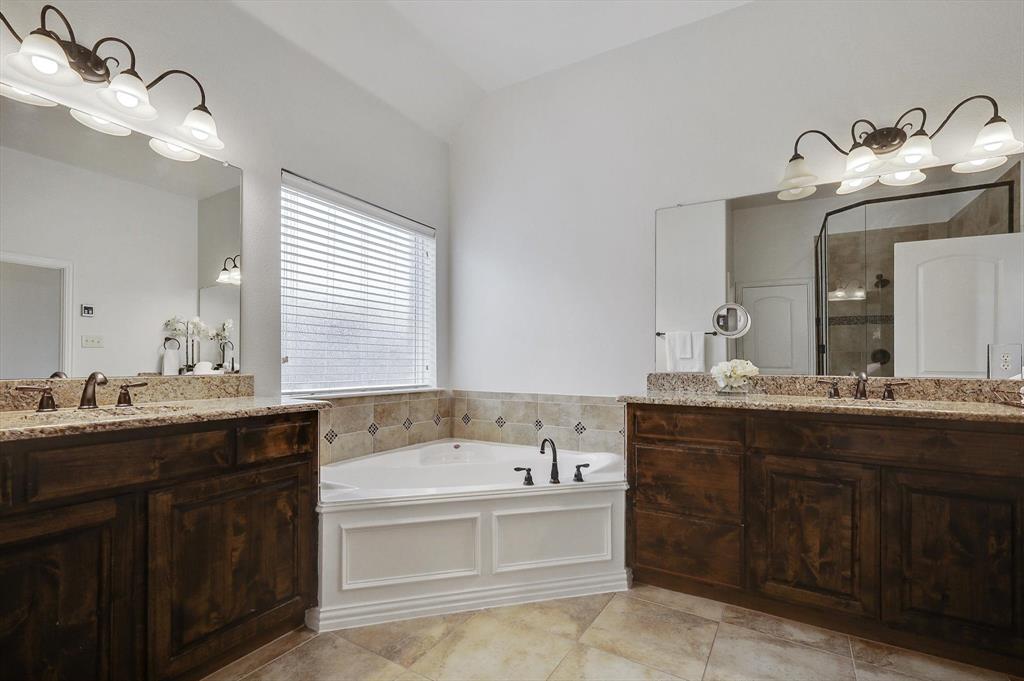 Sunset Pointe Ph Eighteen - Residential