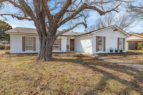807 Spanish Trail Drive Granbury TX 76048