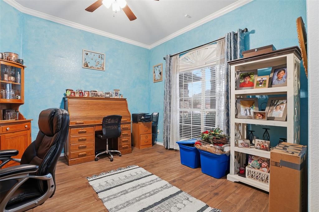 568 Willowview Drive