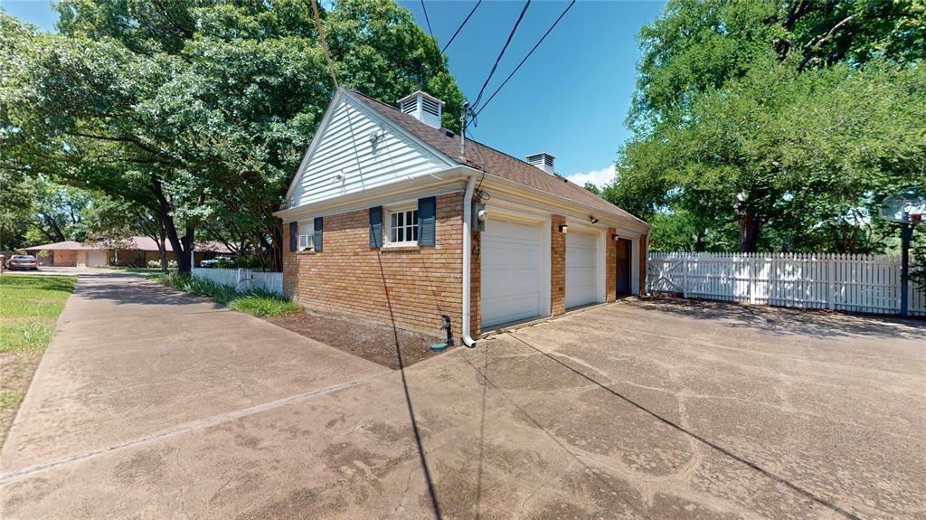 Jammar Circle Sec 1 - Residential