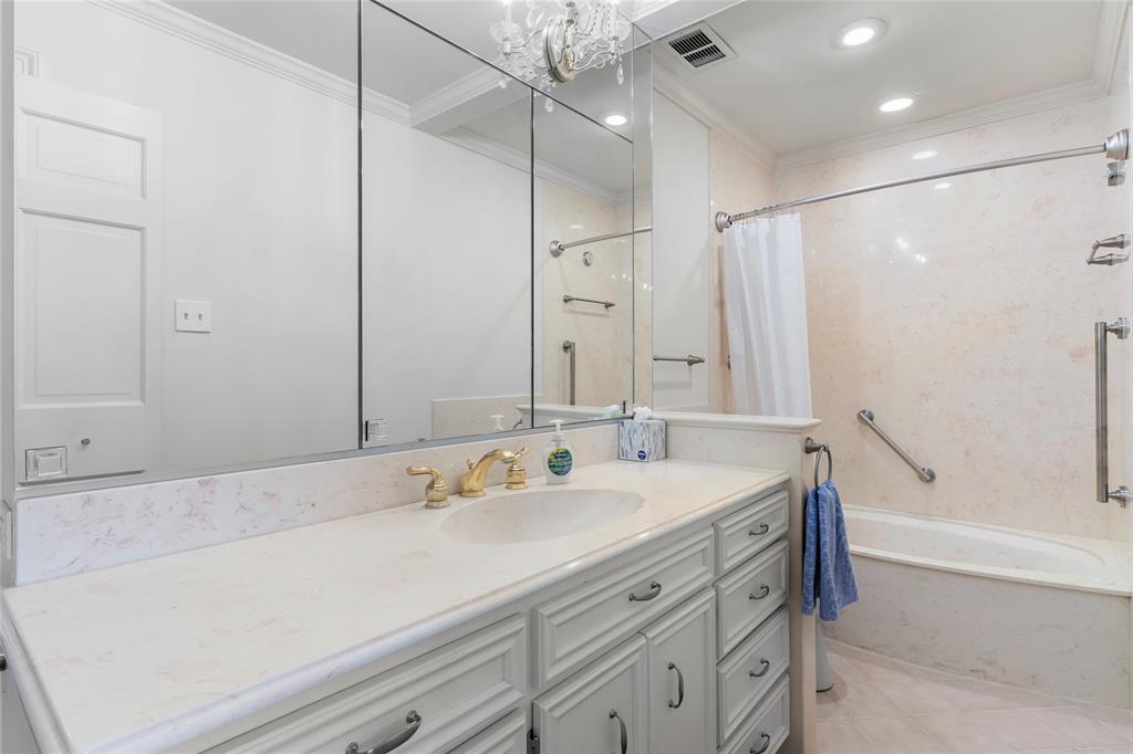 Athena Condo - Residential