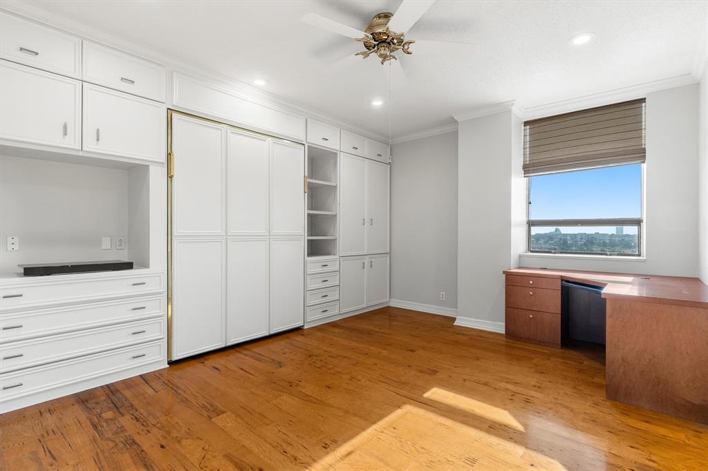 Athena Condo - Residential