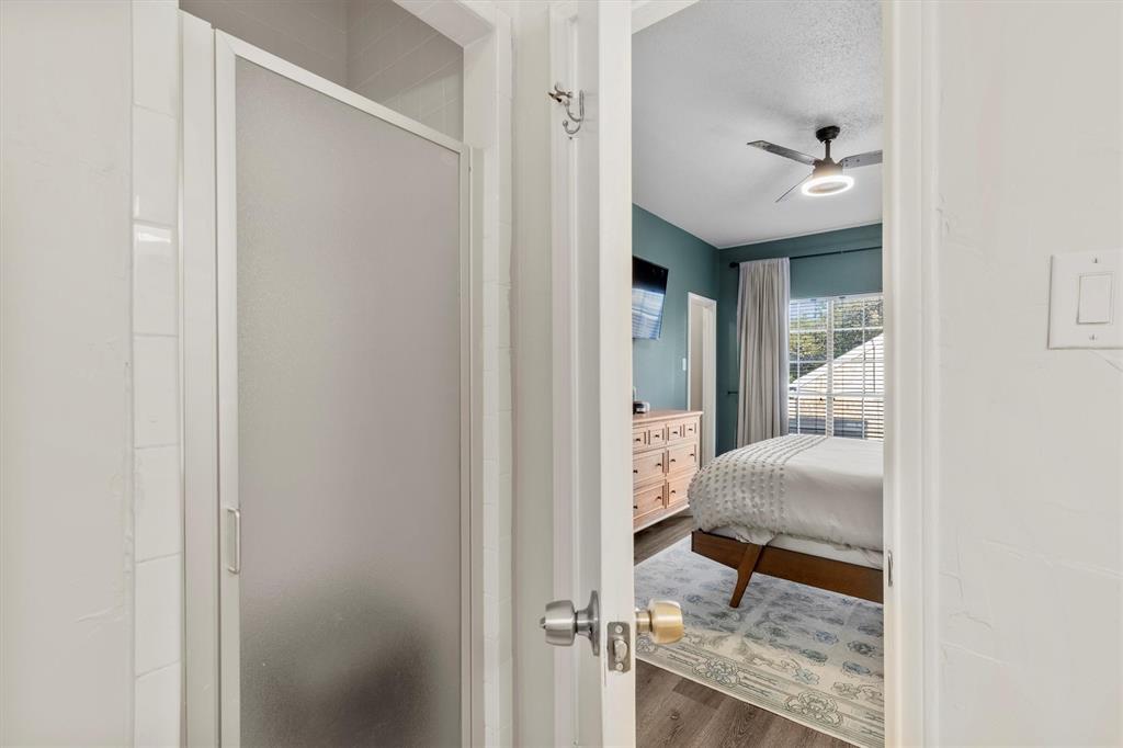 Lakeshore Condo - Residential