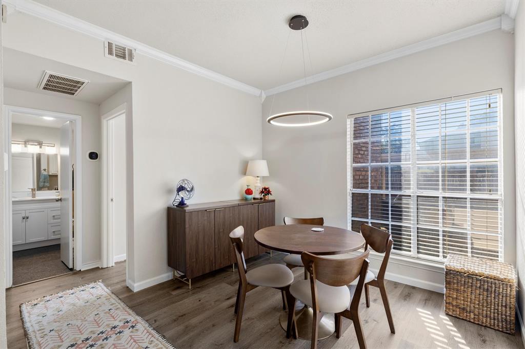 Lakeshore Condo - Residential